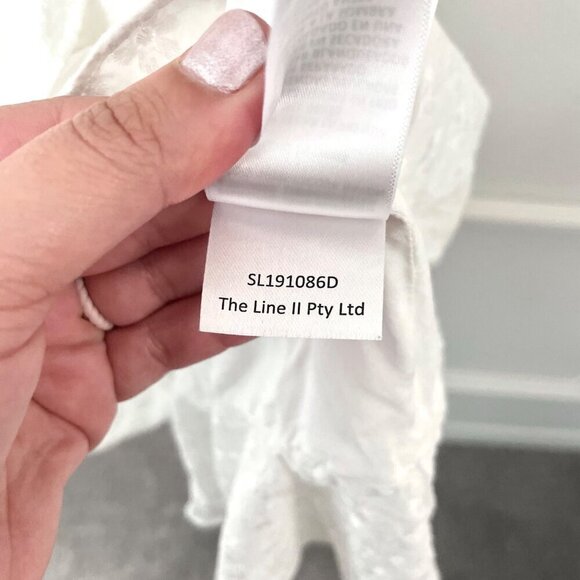 Significant Other Symphony Dress White Embroidered Daisy Flowers Size US 8 - Picture 8 of 9